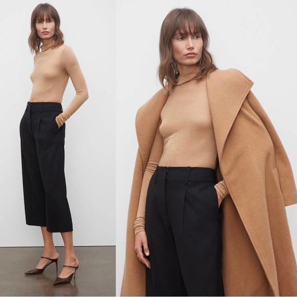 Pristine Club Monaco Camel Heather wool blend JULIE turtleneck Size: Medium - Picture 5 of 11